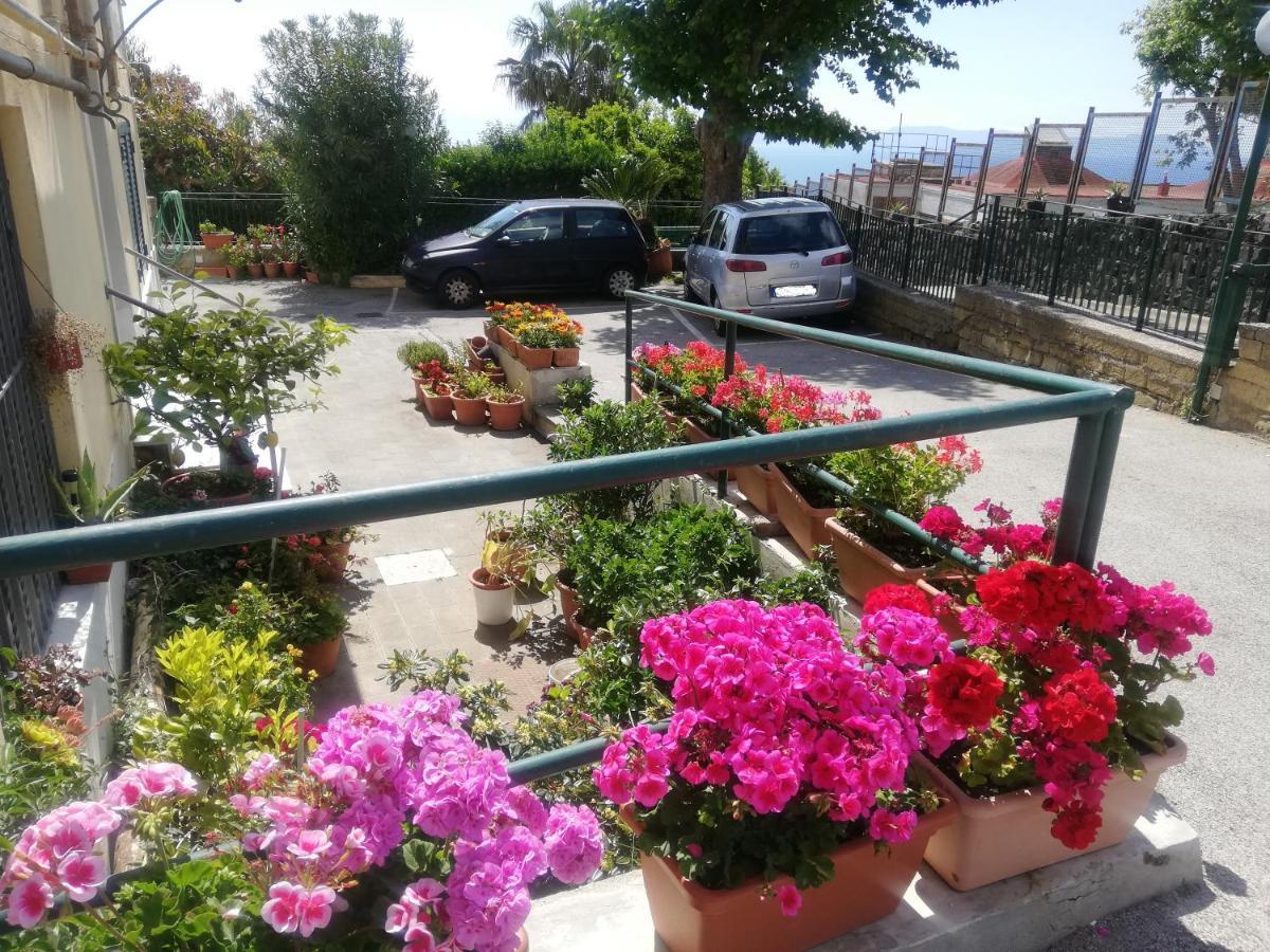 Posillipo Appartement *